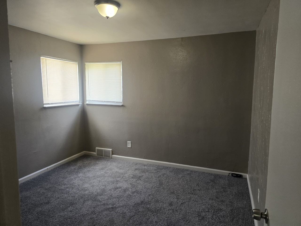 21094 Reimanville Ave #1 - Photo 5 of 7