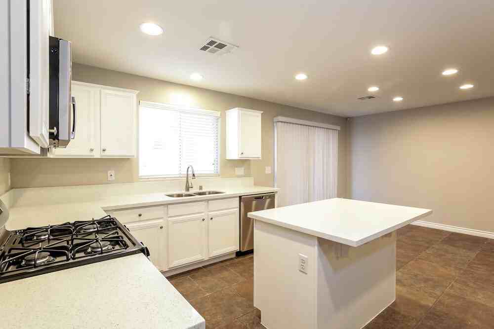 9116 Iron Cactus Ave - Photo 7 of 18