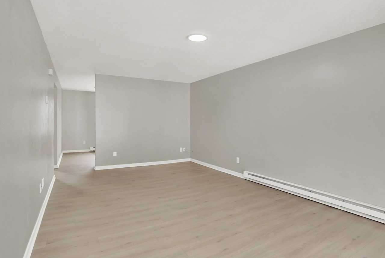 503-526 503-526 Austin Street - 519 B - Photo 6 of 26