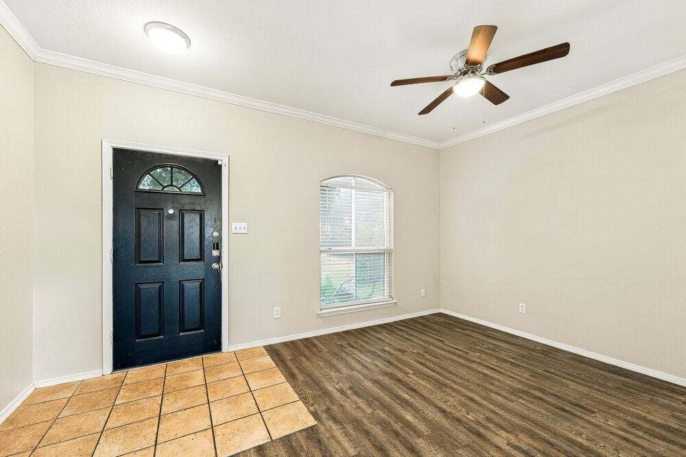 4323 Gentle Grove Dr - Photo 7 of 17