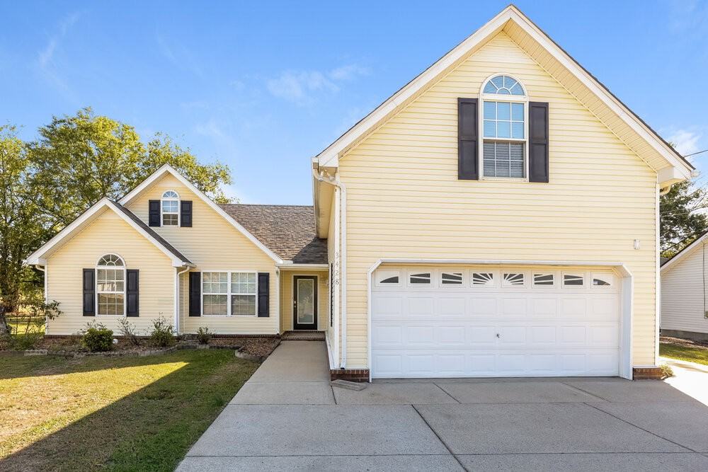 3428 Hardwood Dr