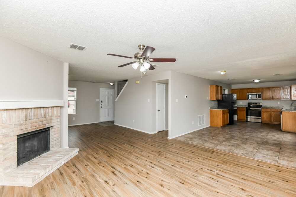 4329 Meadowknoll Dr - Photo 6 of 20