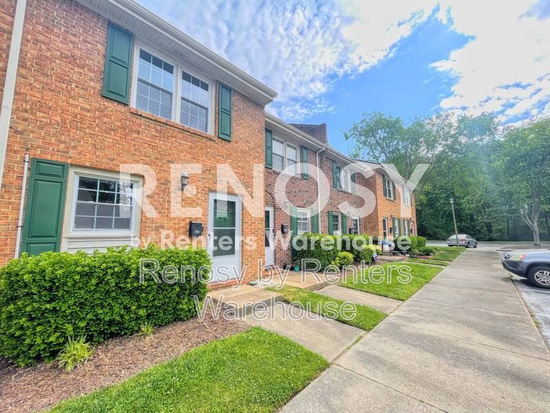 870 Elizabeth Ct - Photo 2 of 25
