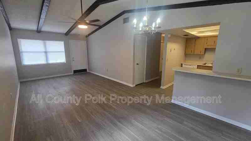 1642 Crystal Park Cir - Photo 5 of 21