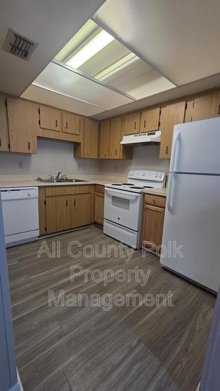 1642 Crystal Park Cir - Photo 7 of 21