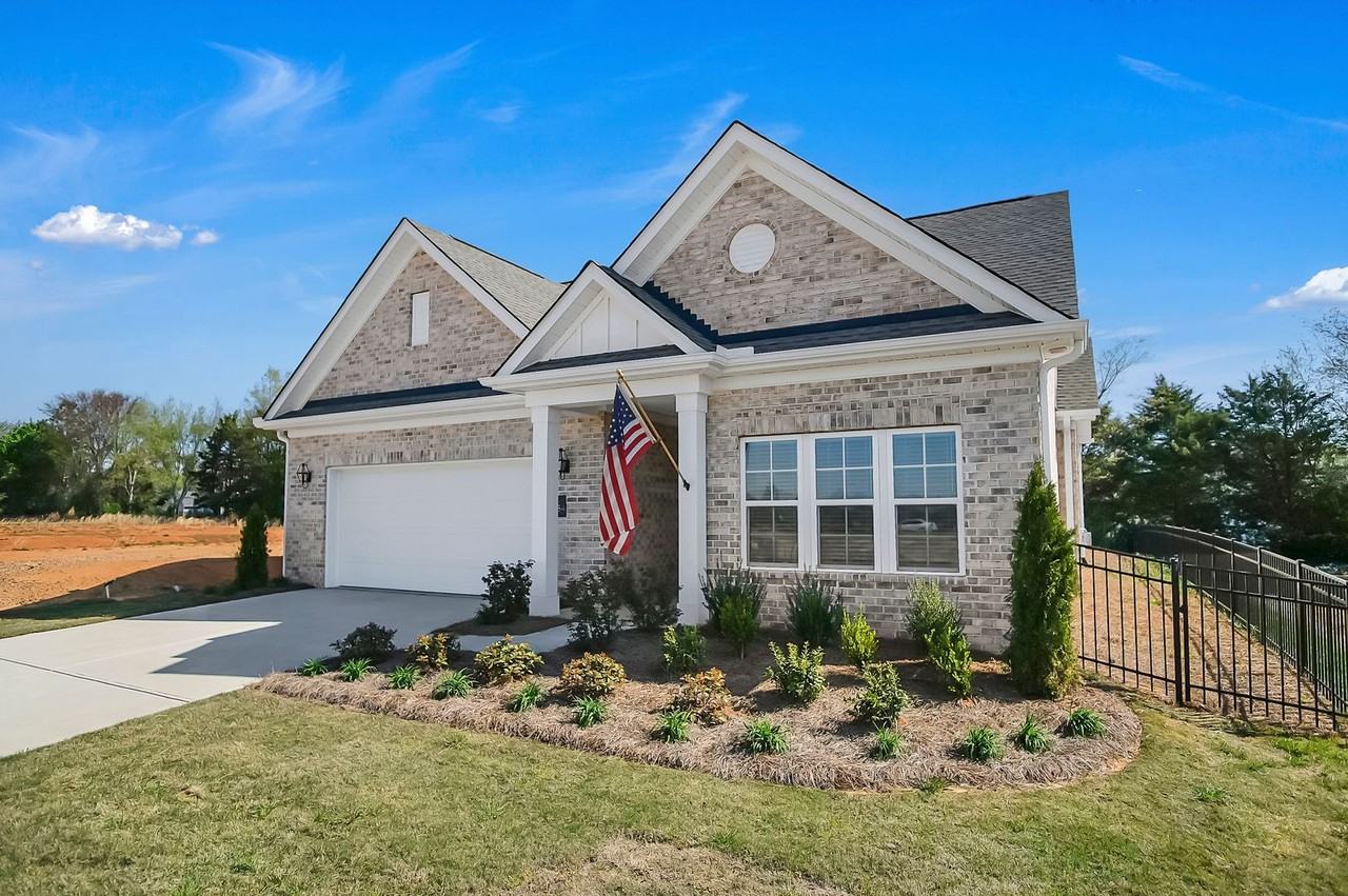 3054 Constitution Ln - Photo 6 of 46