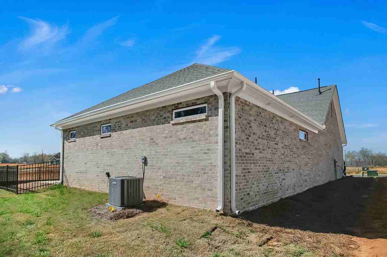 3054 Constitution Ln - Photo 7 of 46