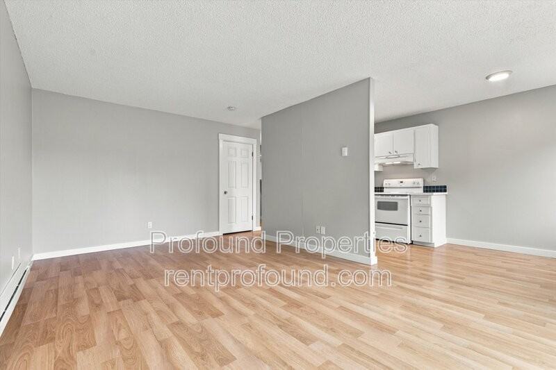 3827 Se Francis St - Photo 2 of 17