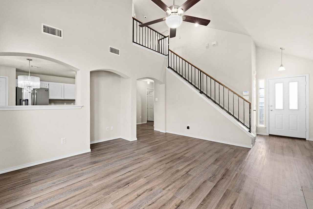 2319 Schwald Rd - Photo 3 of 18