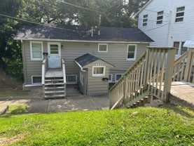 300 Vincennes Ave - Photo 1 of 1