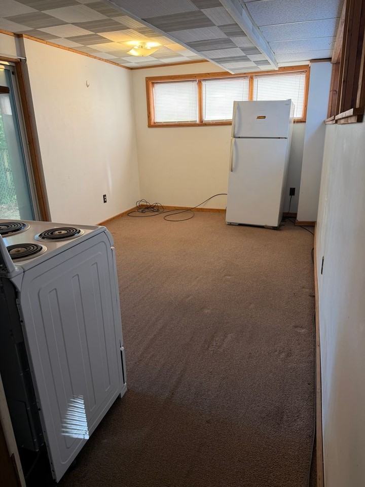 300 Vincennes Ave - Photo 3 of 6