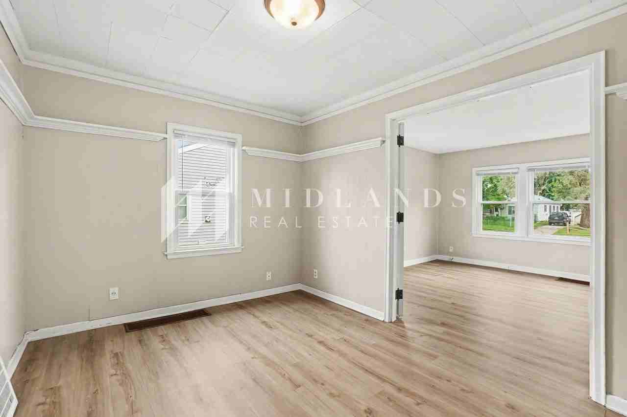 2607 Hancock St - Photo 5 of 16