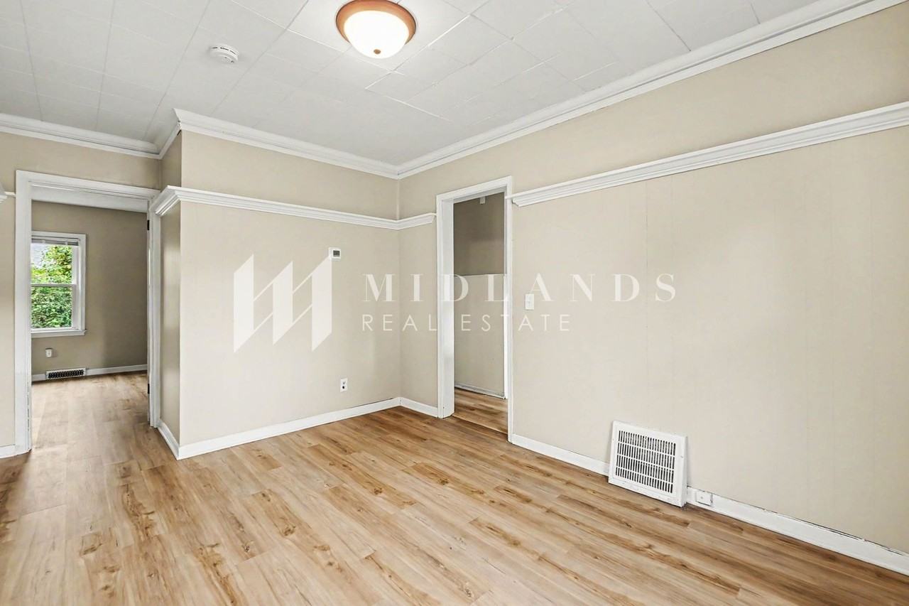 2607 Hancock St - Photo 6 of 16