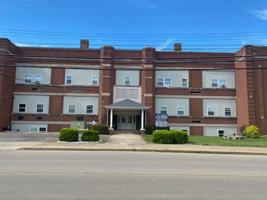 featured image of 100 W Ridge Ave