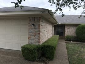 1000 Parkview Cir - Photo 1 of 1