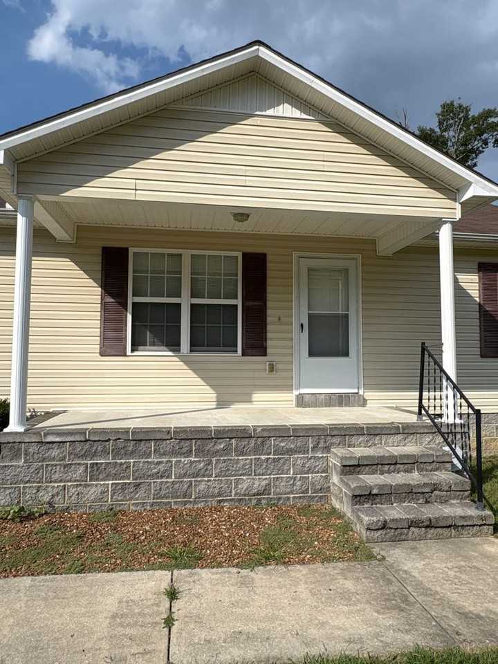 307 Forrestwood Dr - Photo 2 of 23