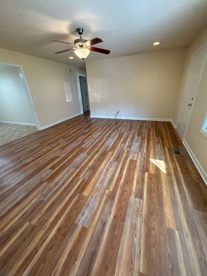 307 Forrestwood Dr - Photo 4 of 23