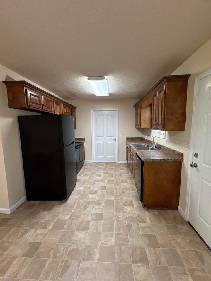 307 Forrestwood Dr - Photo 6 of 23