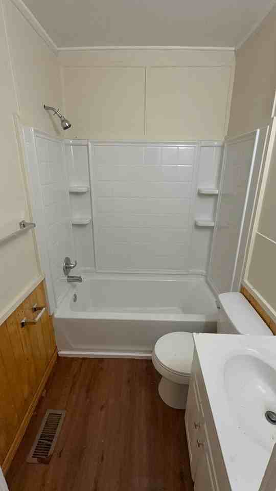 604 1/2 Bragg St - Photo 7 of 10