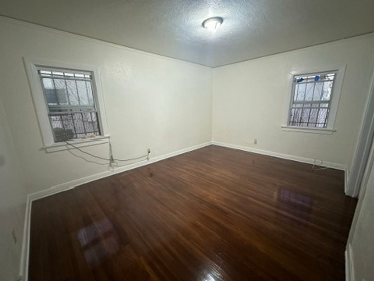 1150 W 65th St - Photo 7 of 8