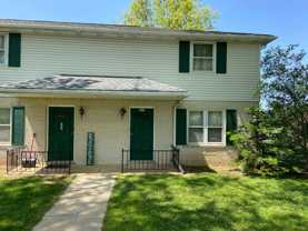 135 Oak Manor Dr - Photo 1 of 1