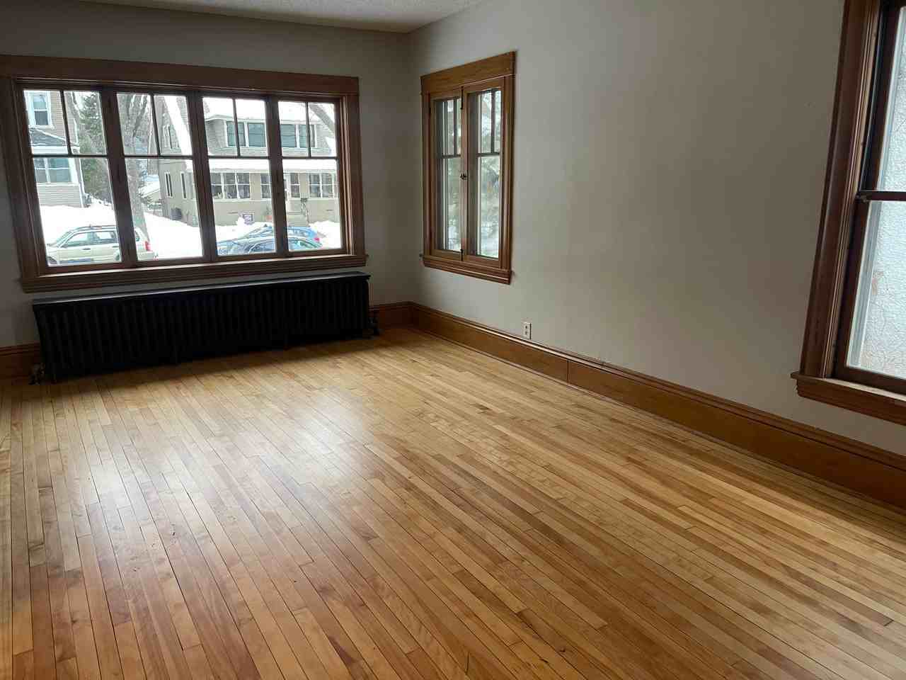1788 Iglehart Ave - Photo 3 of 23