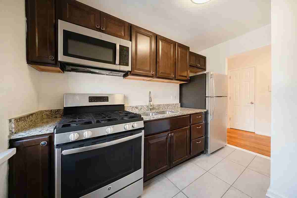 147-28 72nd Road #3H - Photo 6 of 8