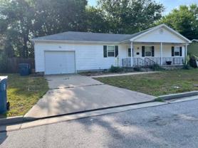 1717 Iowa Ave - Photo 1 of 1