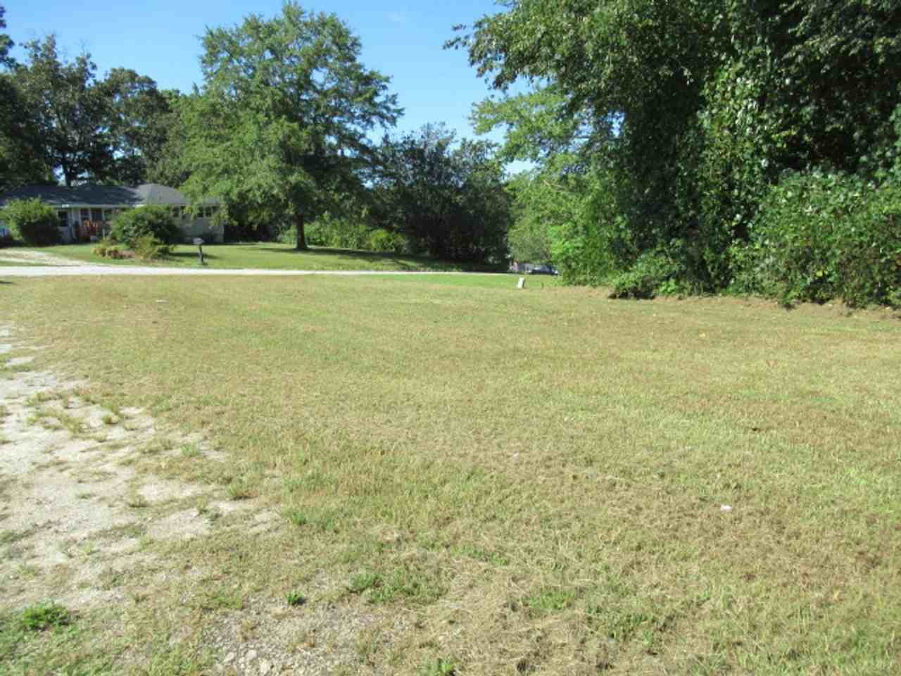 36 Armstrong Dr - Photo 5 of 19