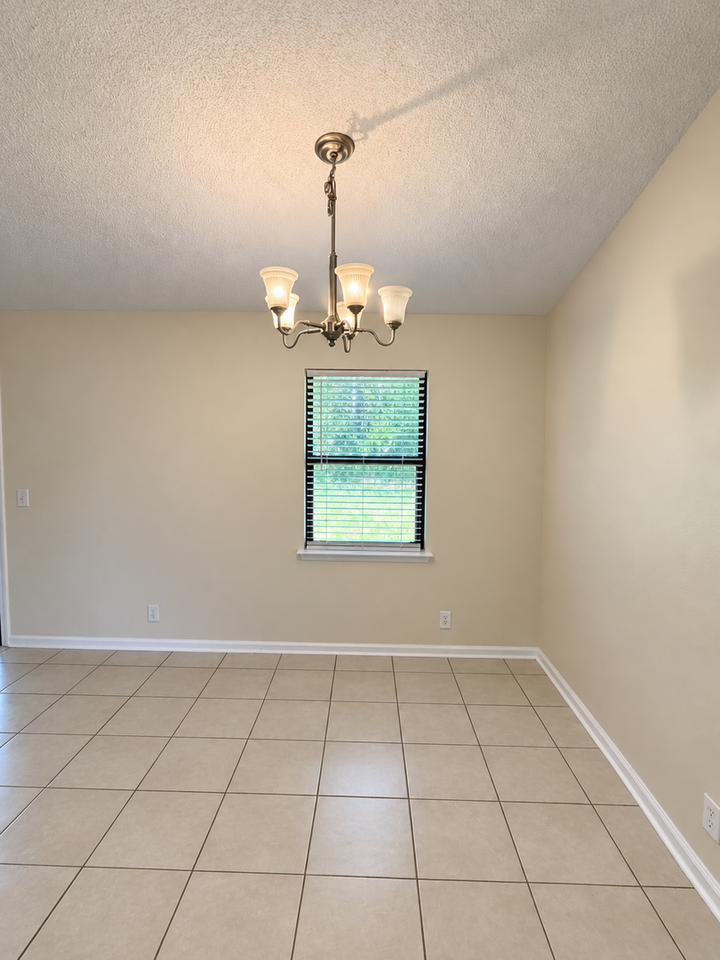 116 Natchez Ct - Photo 3 of 11