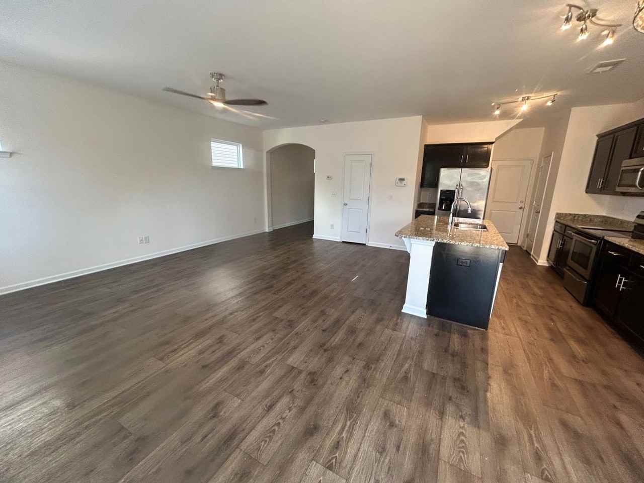 336 Eagle Feather Loop - Photo 4 of 21