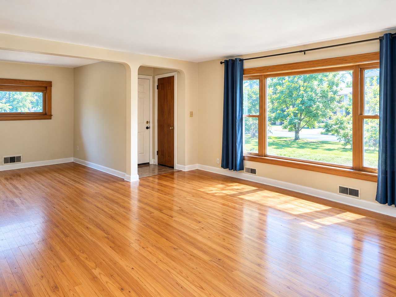 6506 S Canterbury Rd - Photo 3 of 10