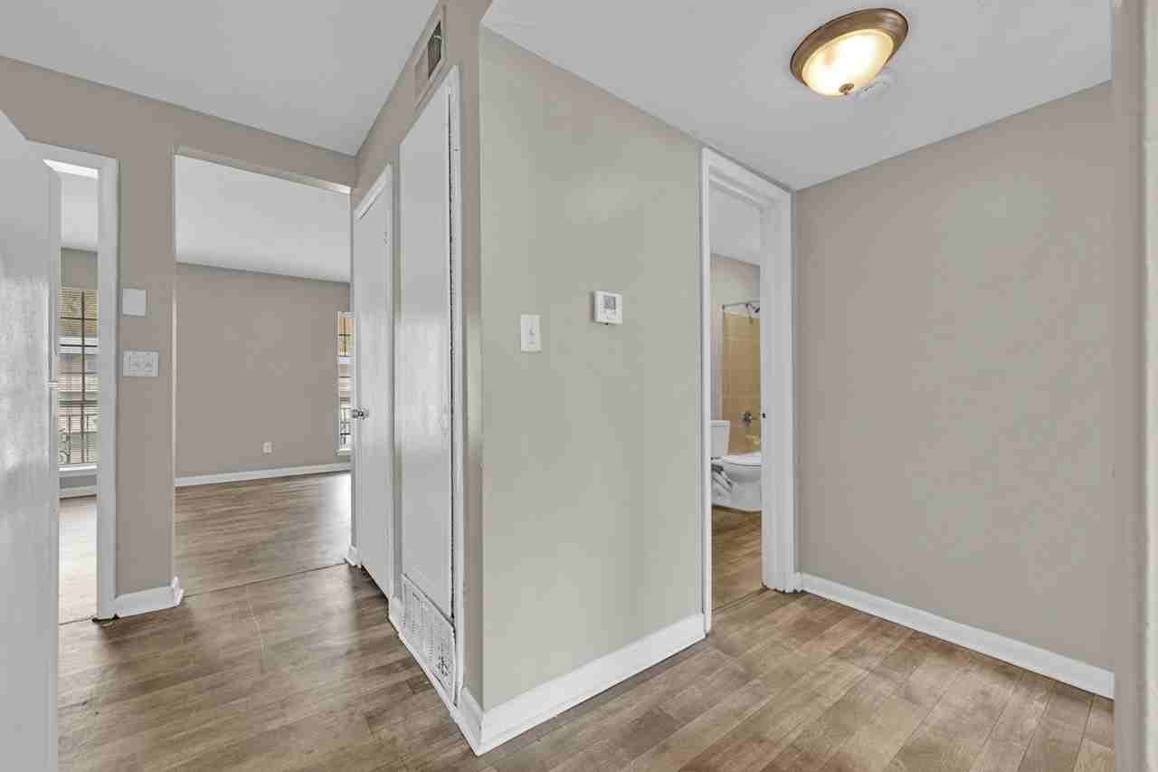 3221 Avenue S - Photo 2 of 9