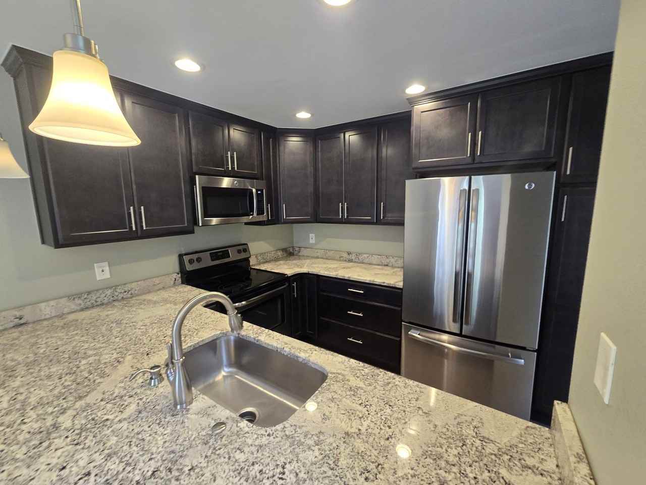 9938 Grove Way #E - Photo 2 of 24