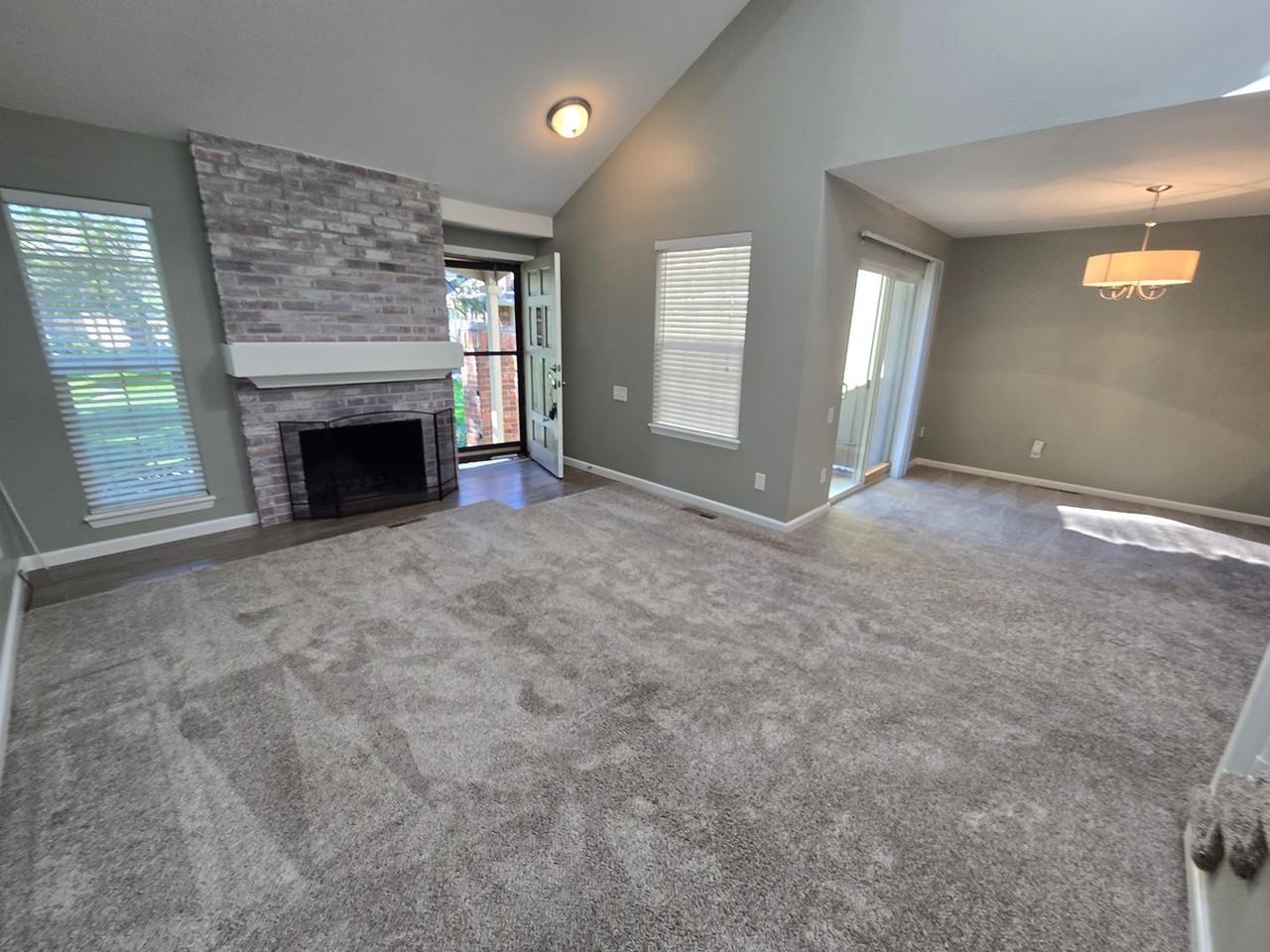 9938 Grove Way #E - Photo 7 of 24