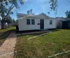 featured image of 5121 E 10th Ave