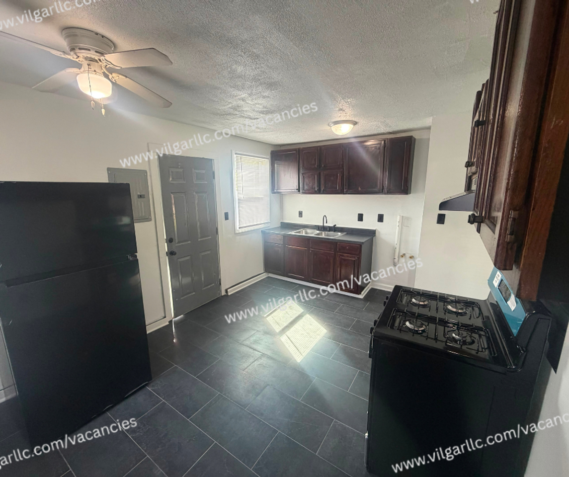 5121 E 10th Ave - Photo 6 of 21