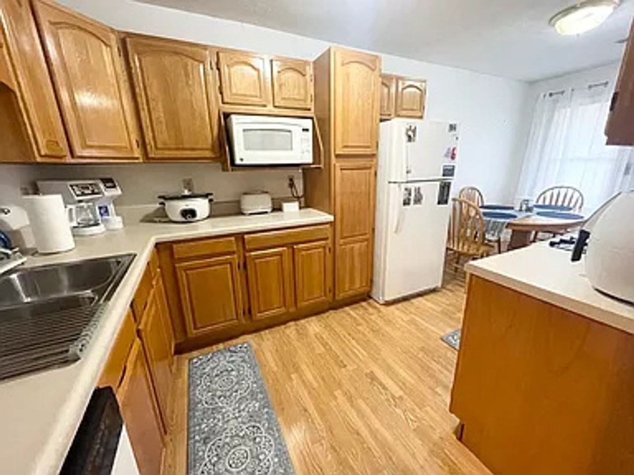 52 Campus Drive - Photo 3 of 18