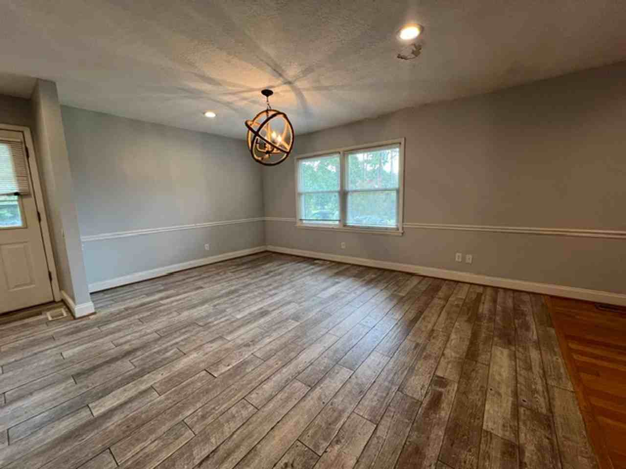 223 S Lake Dr - Photo 7 of 12