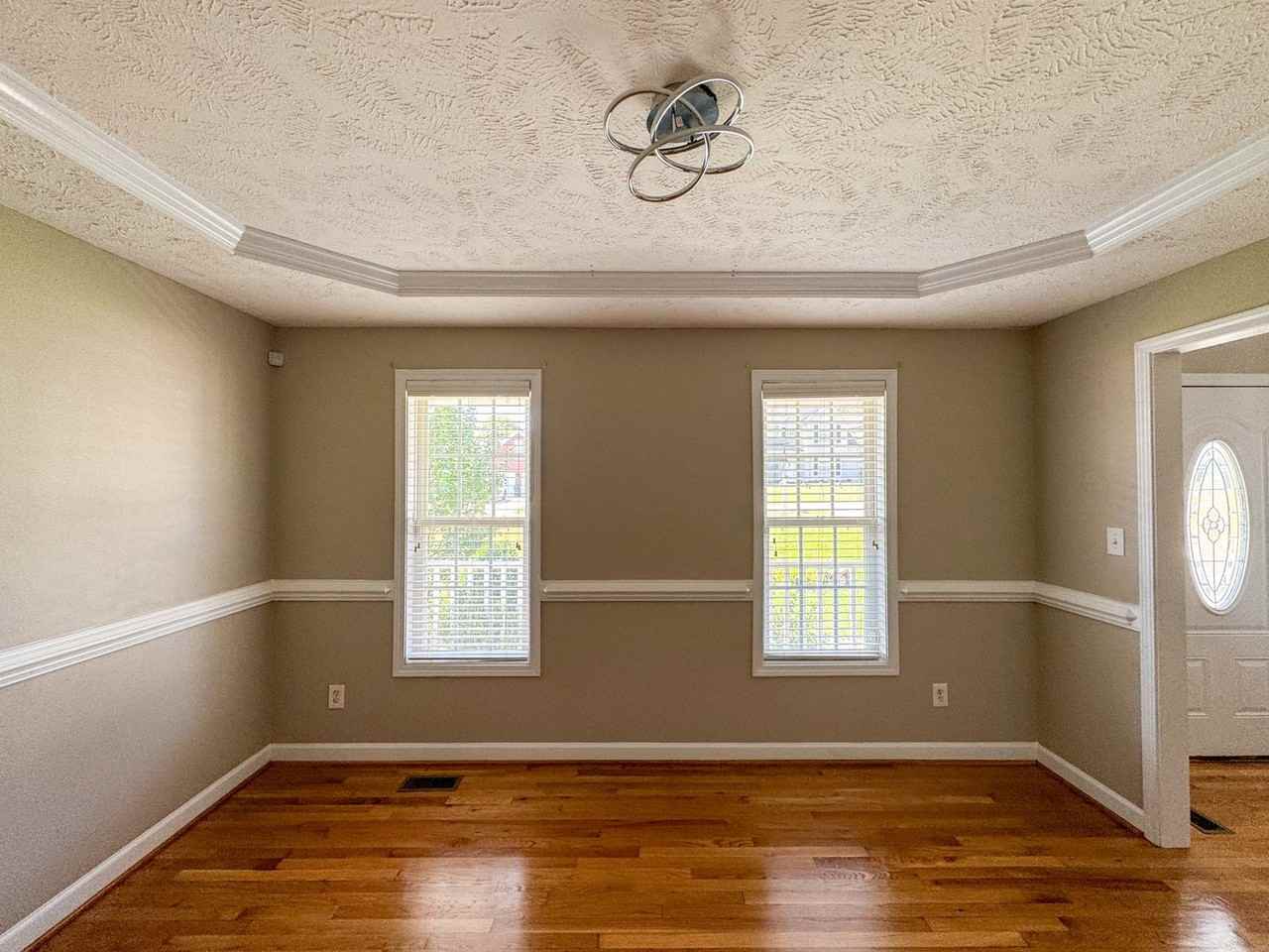 51 Jubilee Ct - Photo 3 of 34