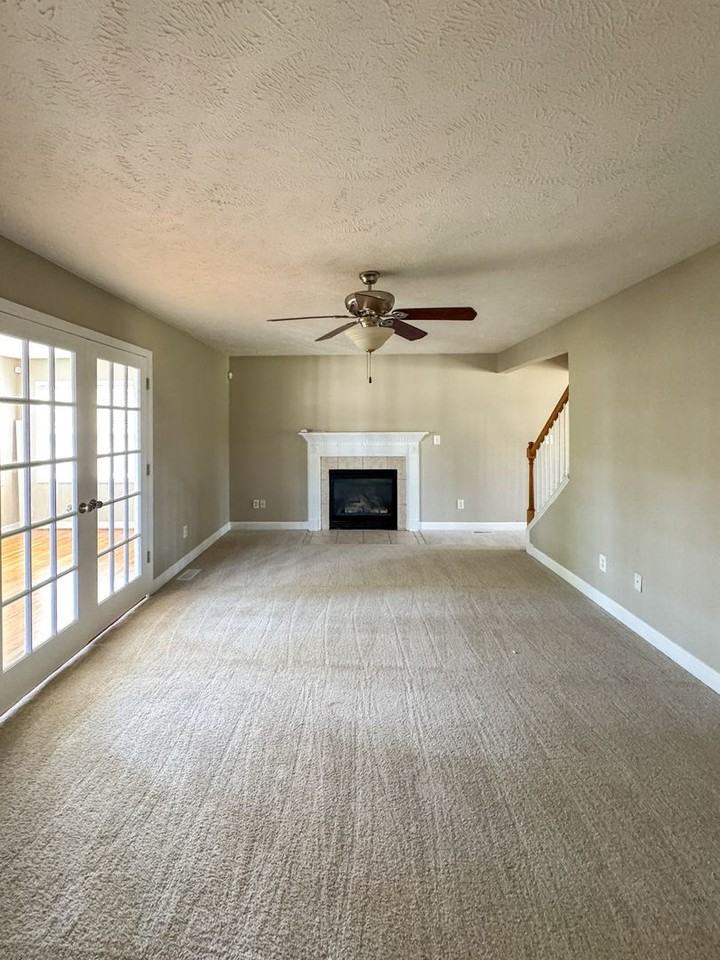 51 Jubilee Ct - Photo 6 of 34