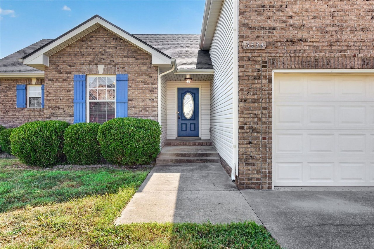 3534 Southwood Dr - Photo 4 of 35