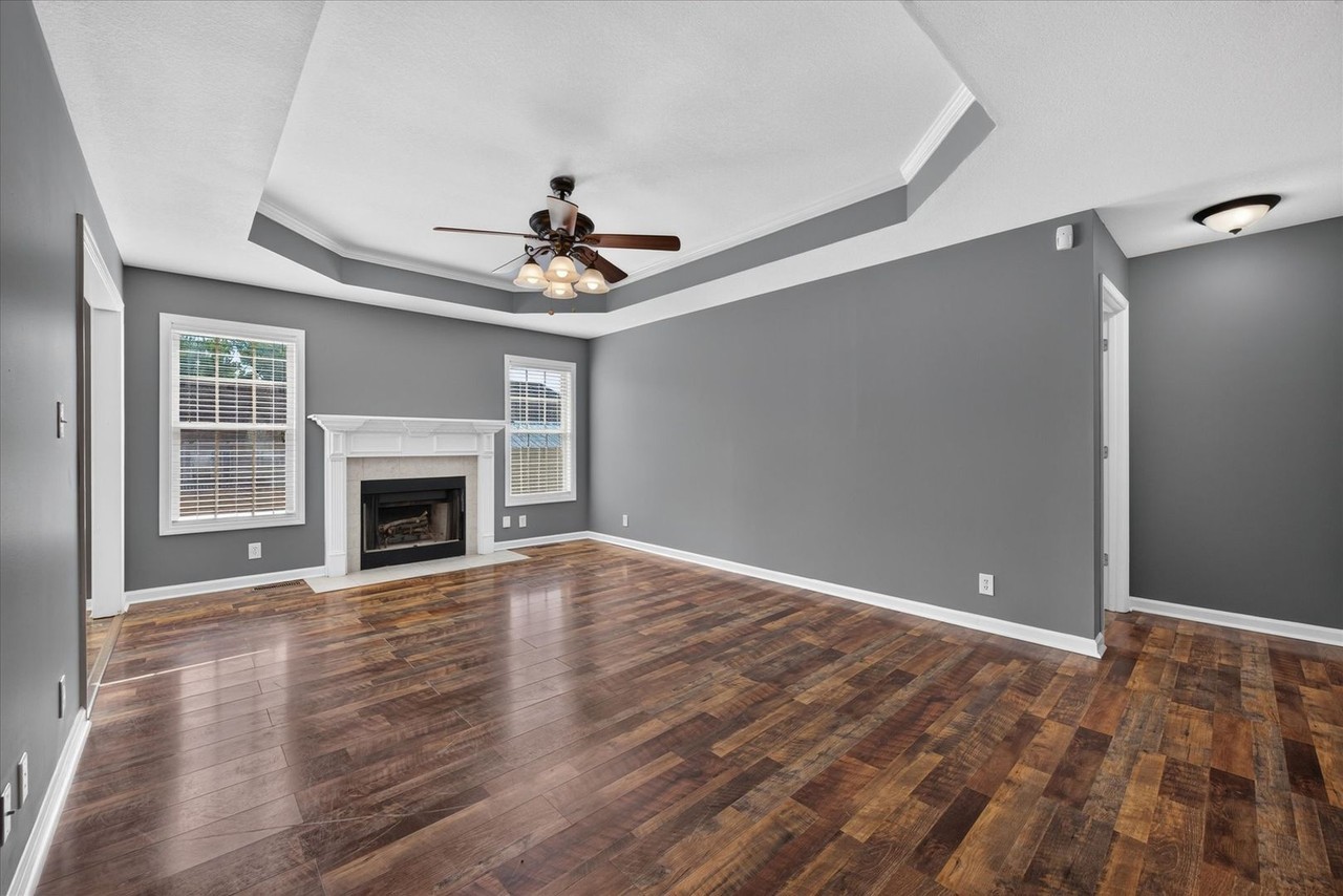 3534 Southwood Dr - Photo 5 of 35