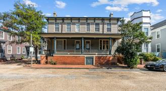 403 Dinwiddie St - Photo 1 of 1
