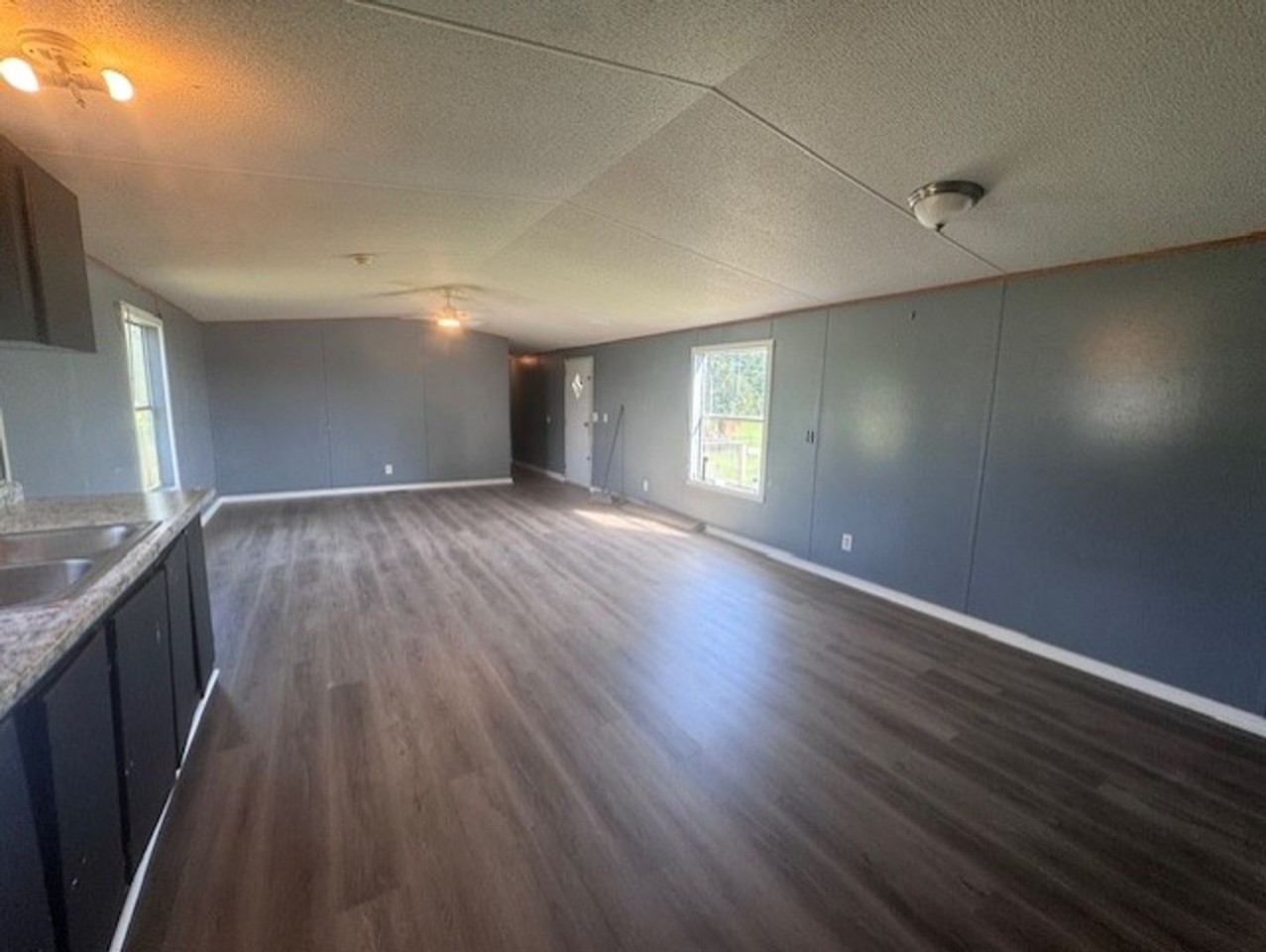 58 Lakewater Dr - Photo 3 of 14