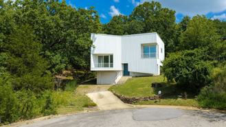 1124 E Heath Dr - Photo 1 of 1
