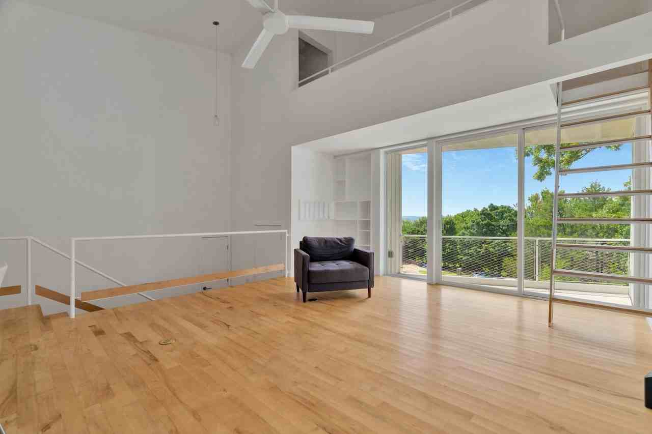 1124 E Heath Dr - Photo 6 of 39