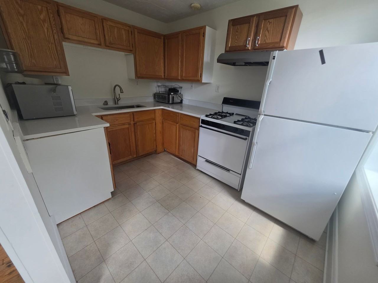 2721 Conowingo Rd - Photo 4 of 6