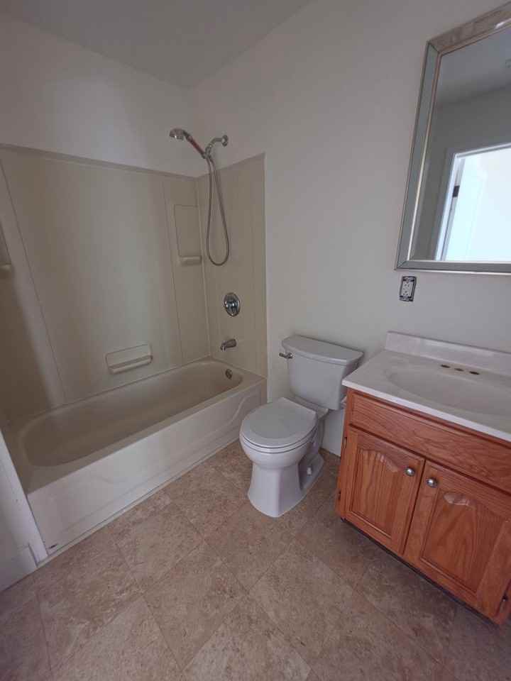2721 Conowingo Rd - Photo 5 of 6