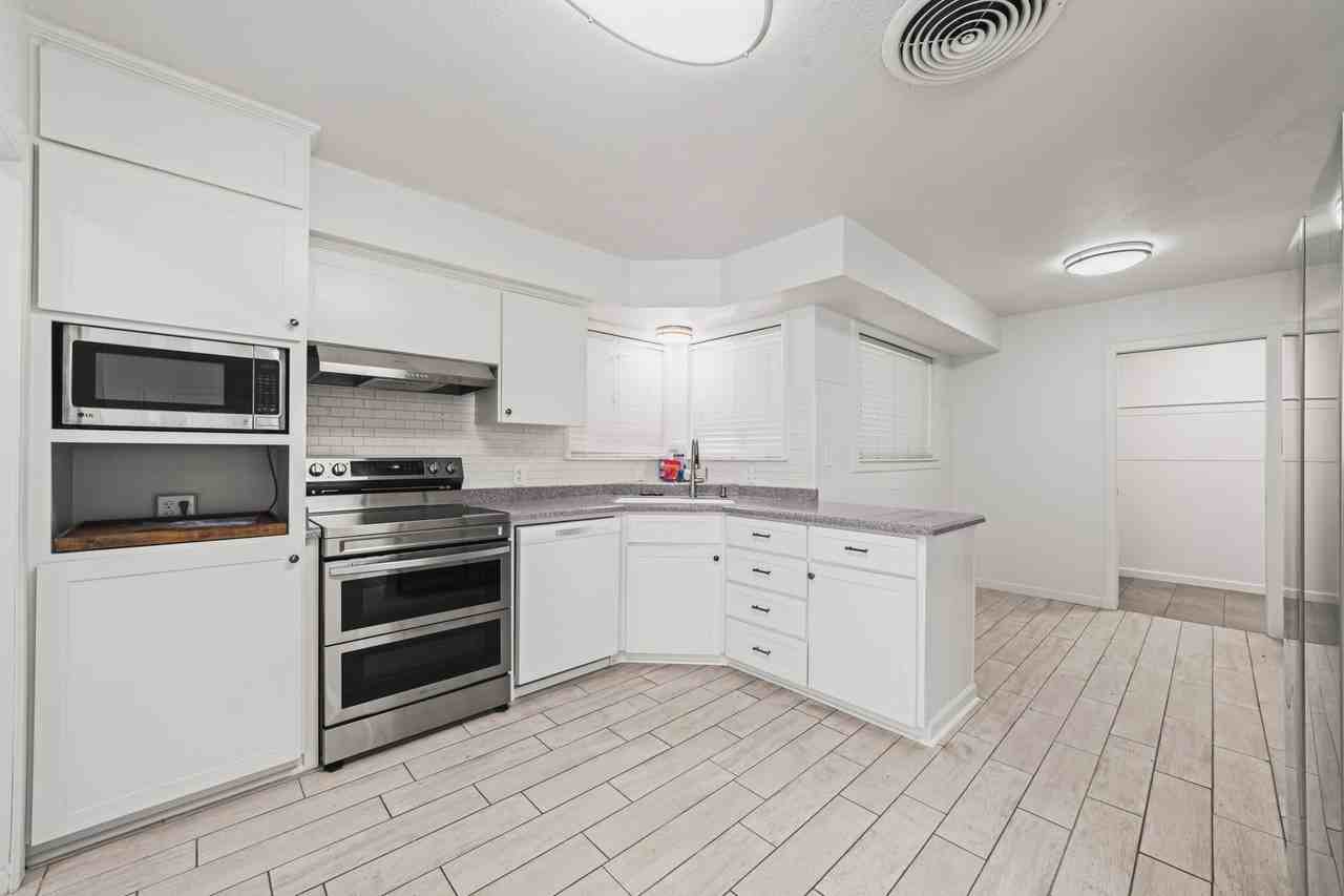 1240 W Copper Ave - Photo 2 of 15